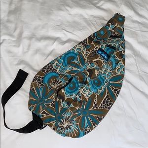 Limited edition Kavu crossbody bag